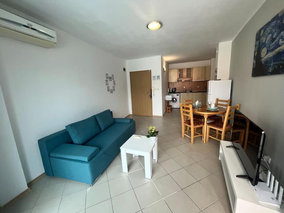 Large Apartment In Sunny Beach Exterior photo